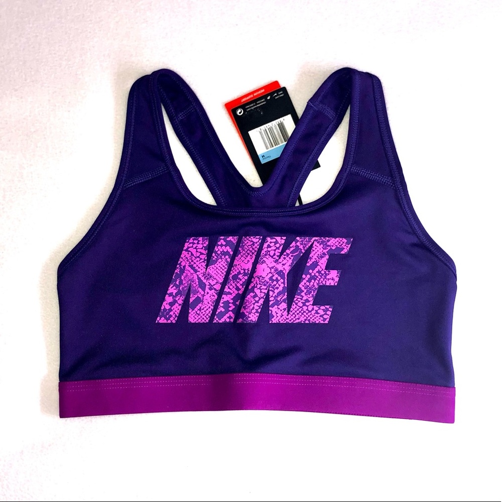 Nike Women’s Sports Bra Size M New With Tags NWT